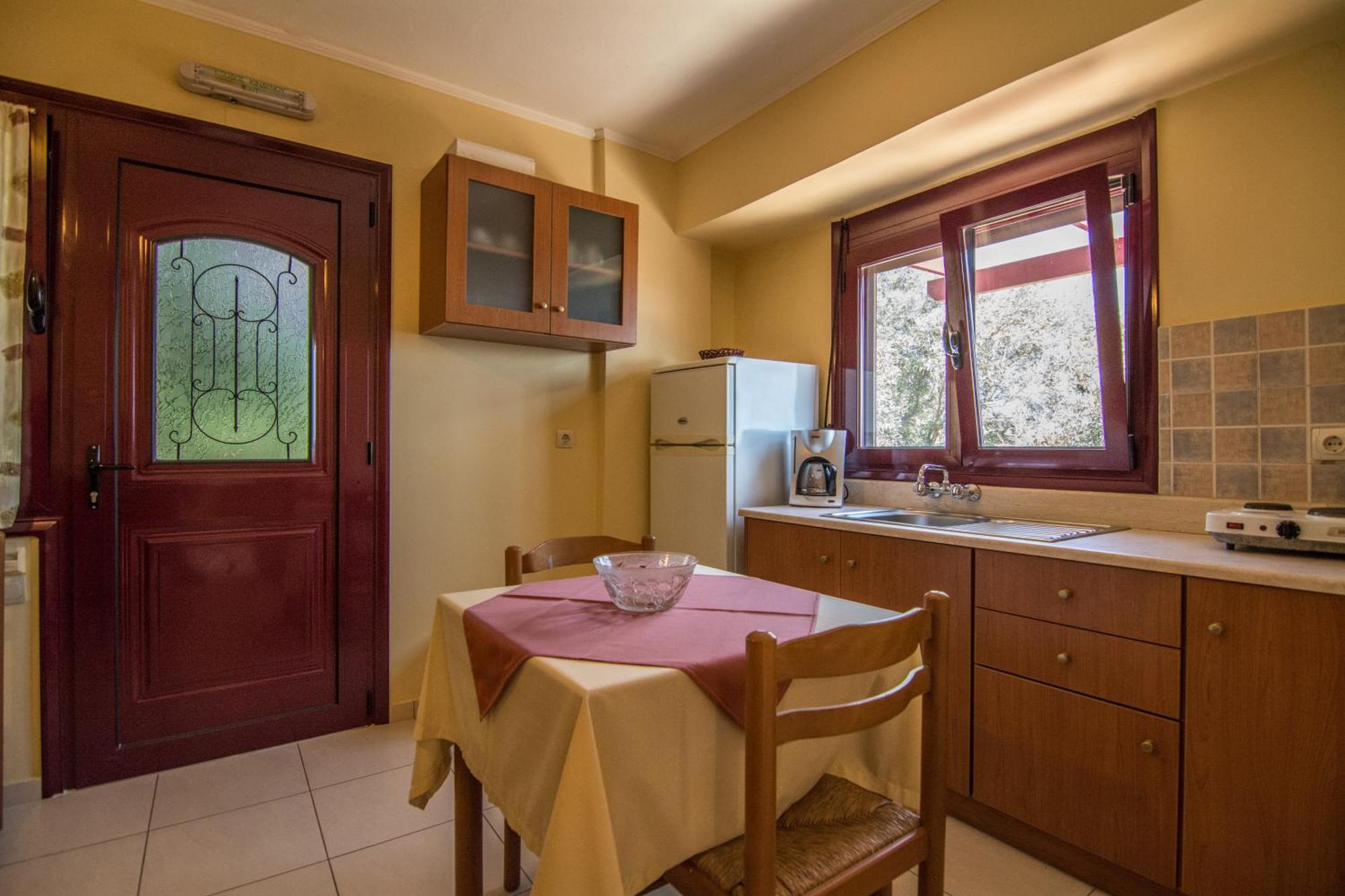 Aeriko Benovias Rooms & Apartments Карфас Экстерьер фото