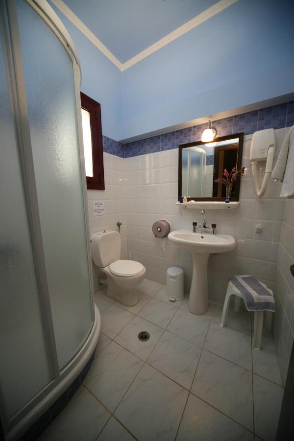 Aeriko Benovias Rooms & Apartments Карфас Экстерьер фото